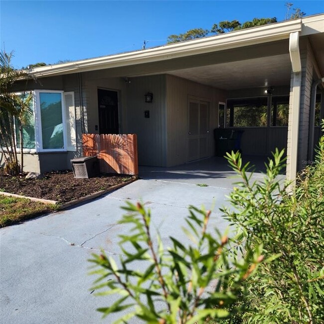 Photo - 3925 Omega Ln