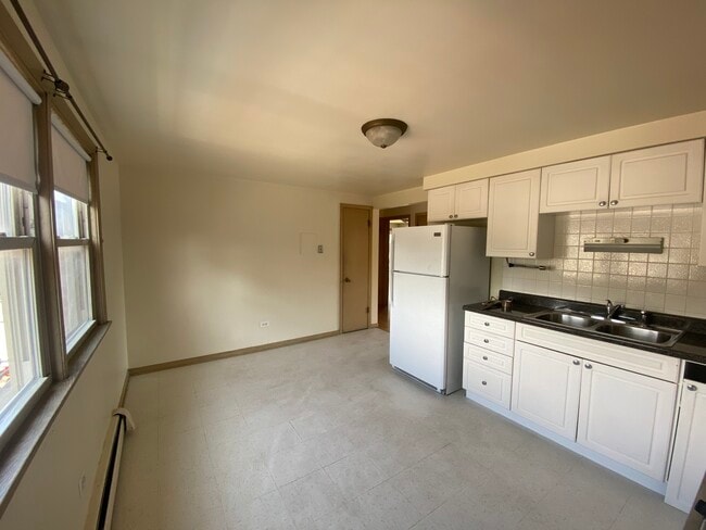 Photo - 6441 W Higgins Ave