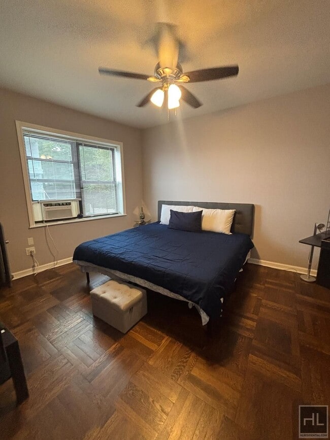 Photo - RICHMOND TERRACE Unit 3F