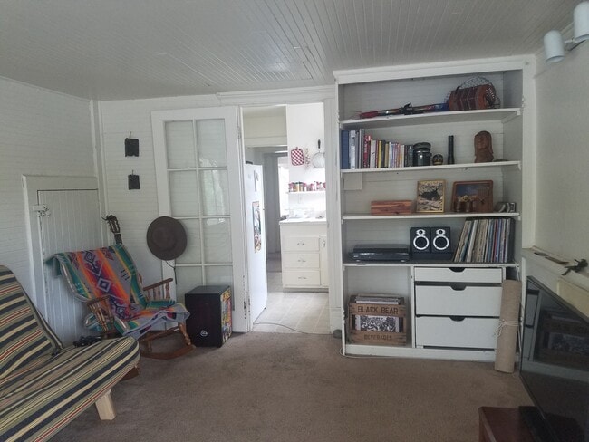 Photo - 1135mi Unit 11351/2