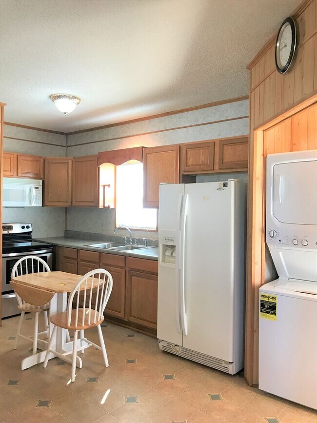 Photo - Modern Living in Country Setting House