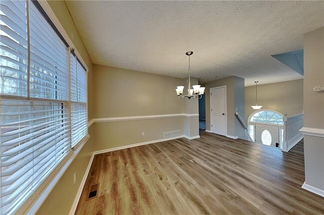 Photo - 235 Austin Dr