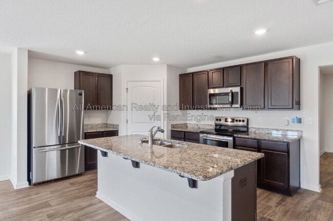 Photo - 921 Merganser Way