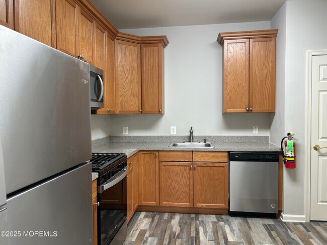 Photo - 145 Conover Terrace