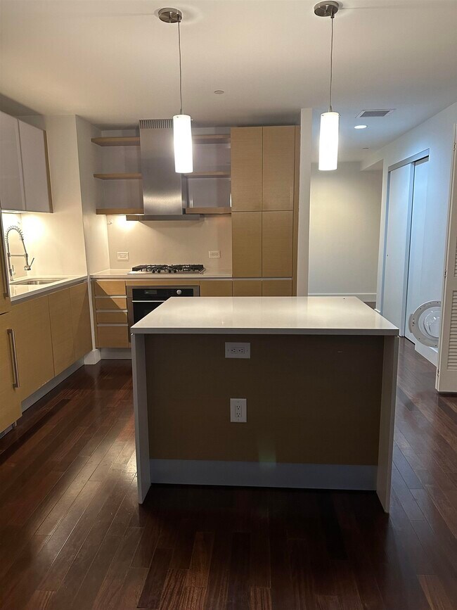 Photo - 77 Hudson St Unit 1512