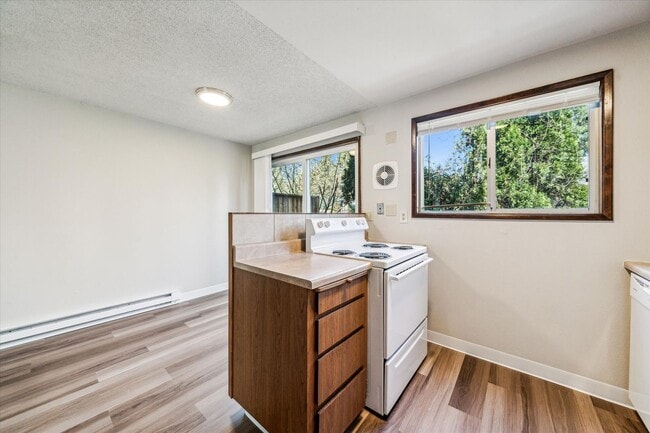 Photo - 5847-5855-5855 SE Holgate Blvd Unit 5855