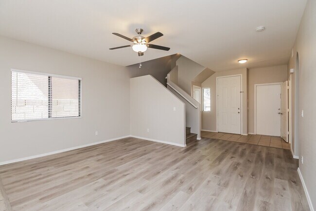 Photo - 815 W St Charles Ave