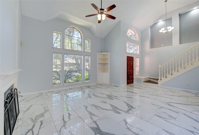 Photo - 115 Crimson Bay Dr