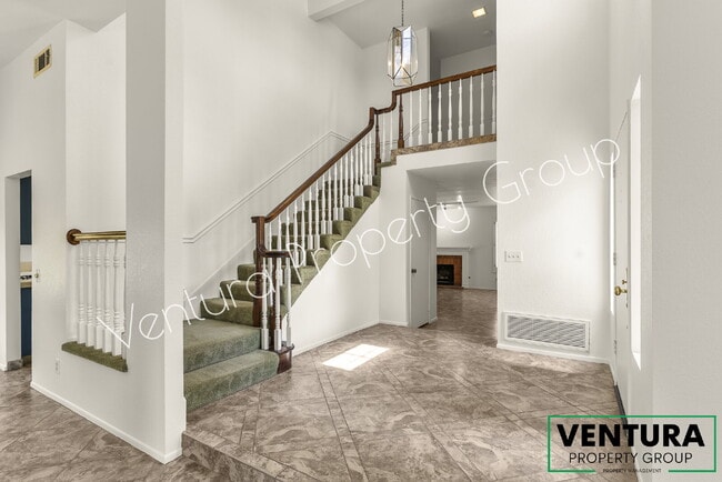 Spacious 4-Bed, 3-Bath Gem in Camarillo Heights