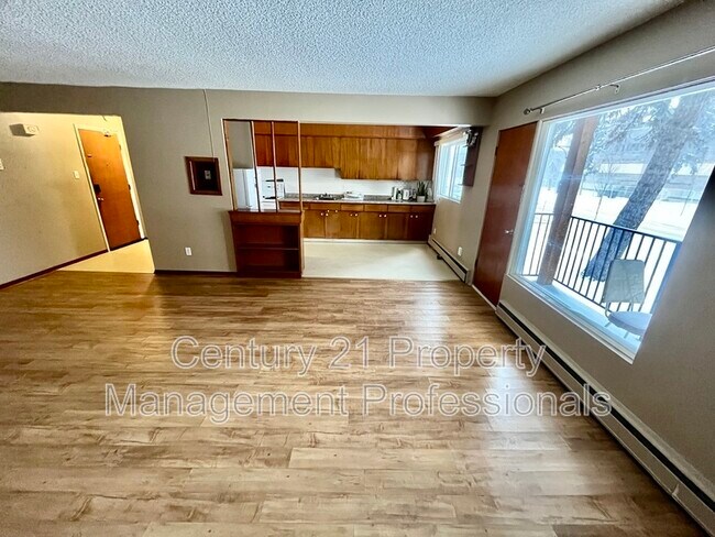 Photo - 11610 124 St Unit 201