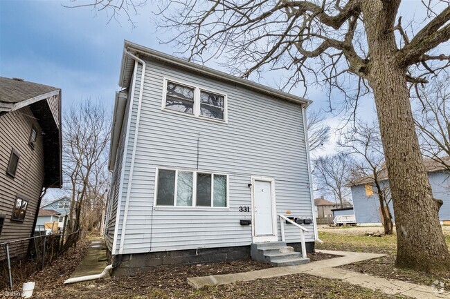 Building Photo - 1 br, 1 bath 4plex - 331 N Temple Ave B B Rental