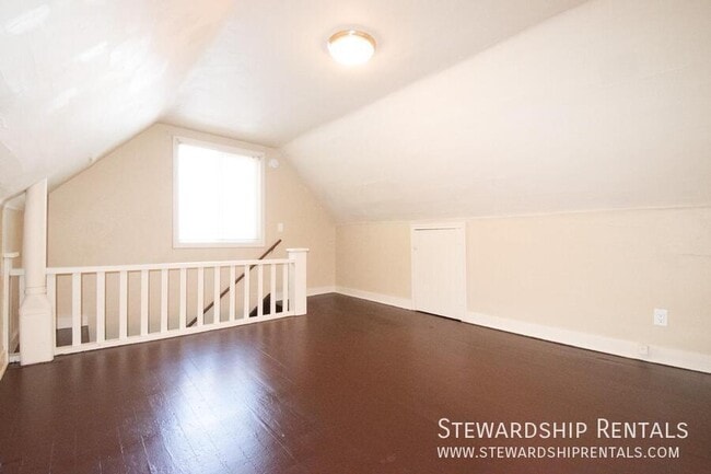 Photo - 1376 W 6th Ave Unit A