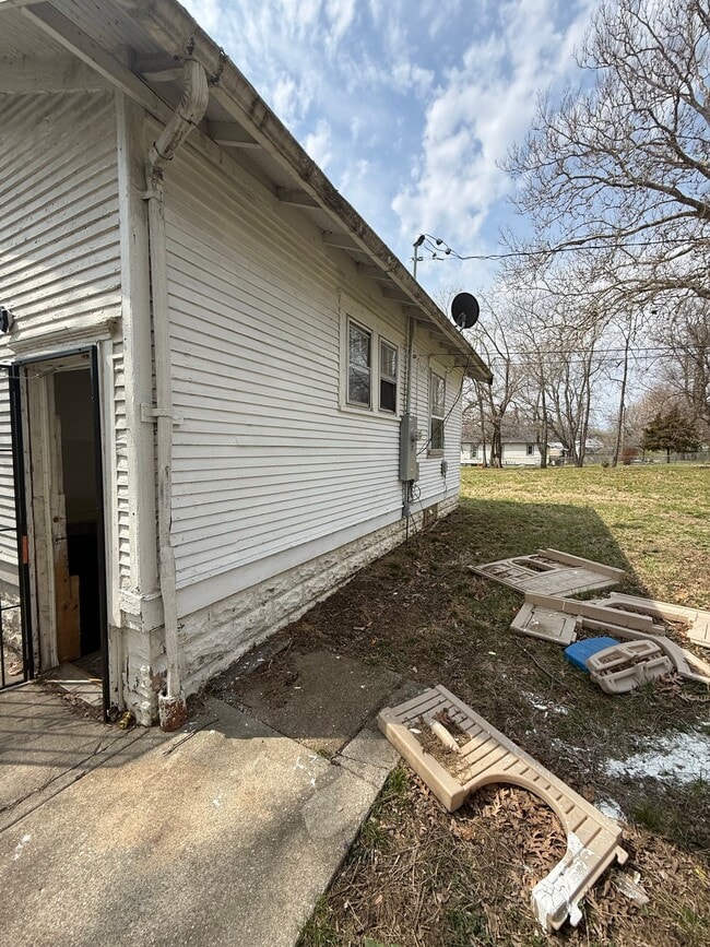 Photo - 830 E Rogers Ave