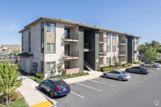Bidwell Pointe