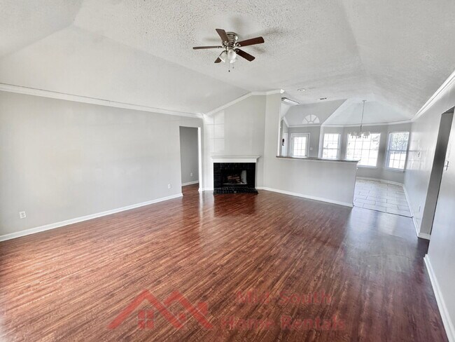 55 Oakridge Cove