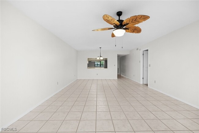 Photo - 4019 SE 20th Pl Unidad 303