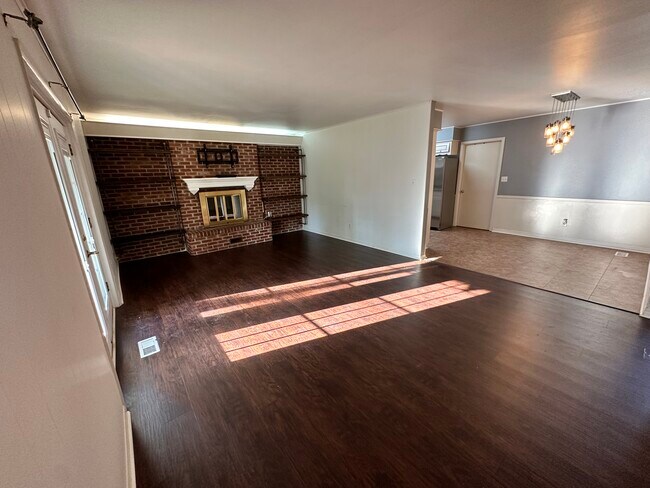 Photo - 2002 S 74th East Ave