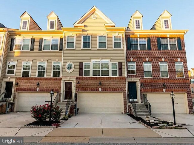 Building Photo - 846 Oriole Ave Rental