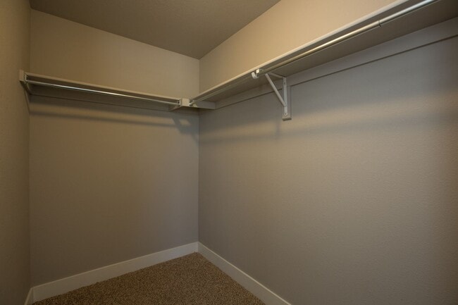 Photo - 5233 Boardwalk Dr