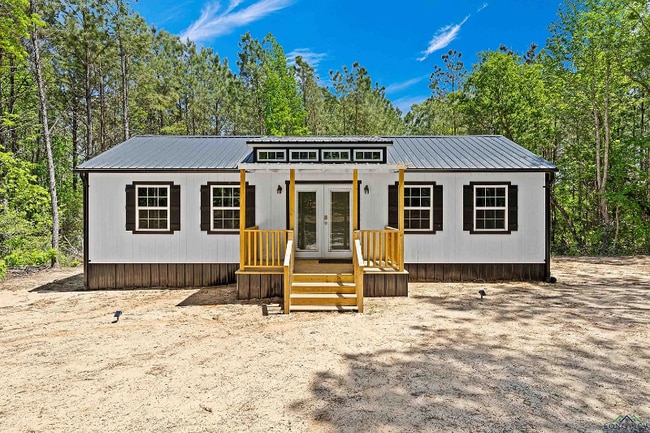 Building Photo - 164 Private Rd