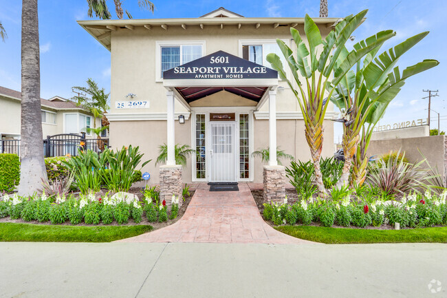 Building Photo - Seaport Village Rental