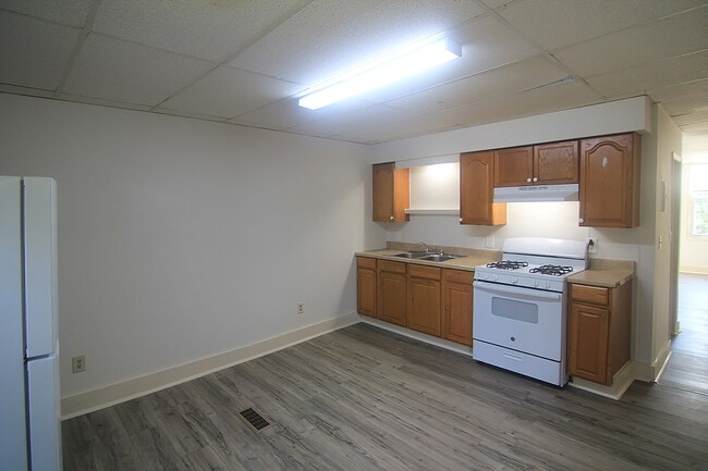 Photo - 431 Rebecca Ave Unit 2