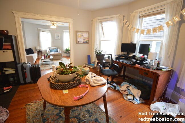 Photo - 26 Bigelow St
