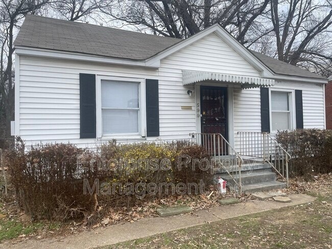 Photo - 599 Houston St