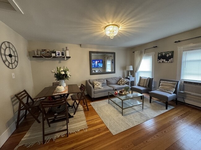 Photo - 251 Washington St Apartment Unit 3