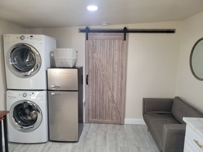 Photo - 325 Wilson Ave Unidad 325 wilson