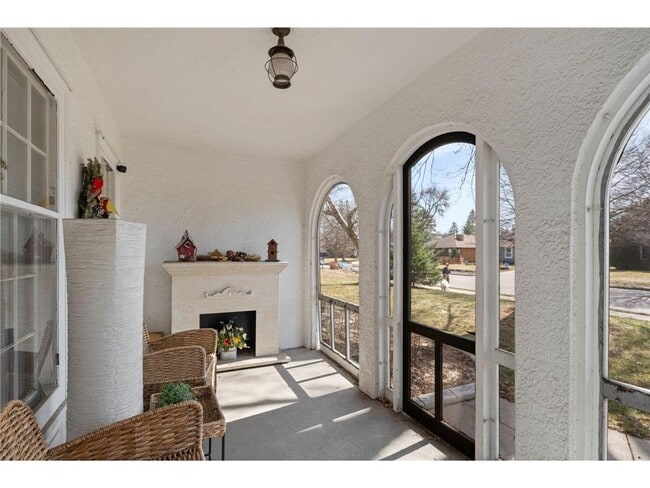 Photo - 2721 29th Ave NE