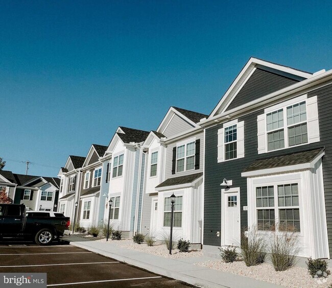 Building Photo - 101-U Pacer Dr Rental