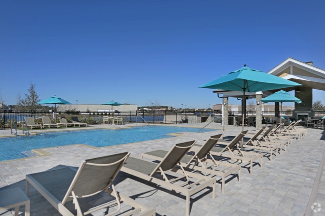 Photo - Broxton Bay Apartments