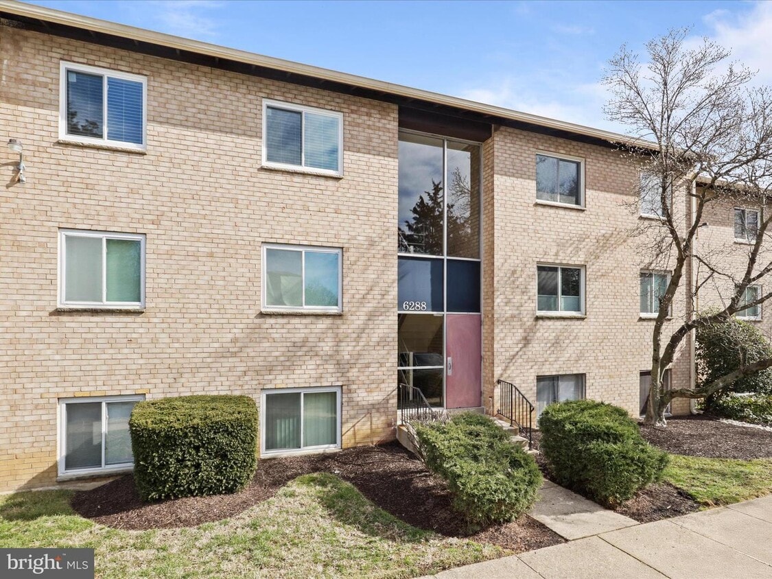 Photo - 6288 Rose Hill Ct (Alexandria, VA)