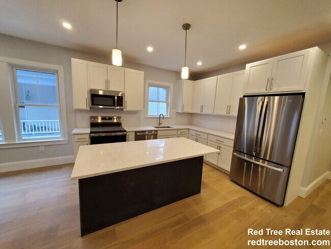 Photo - 55 Fairbanks St Unit 1