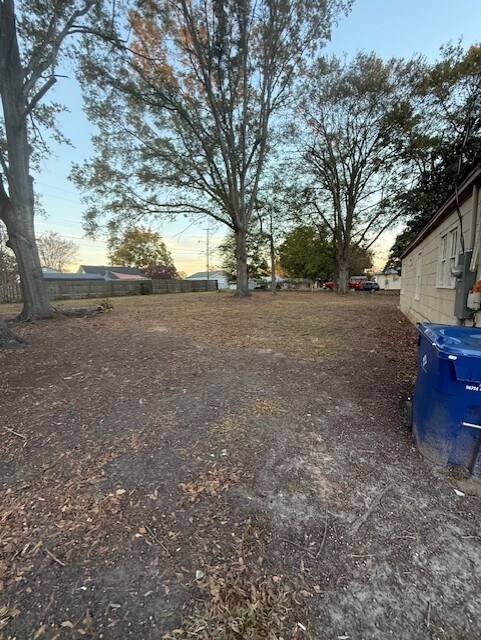 Photo - 107 White Oak Rd