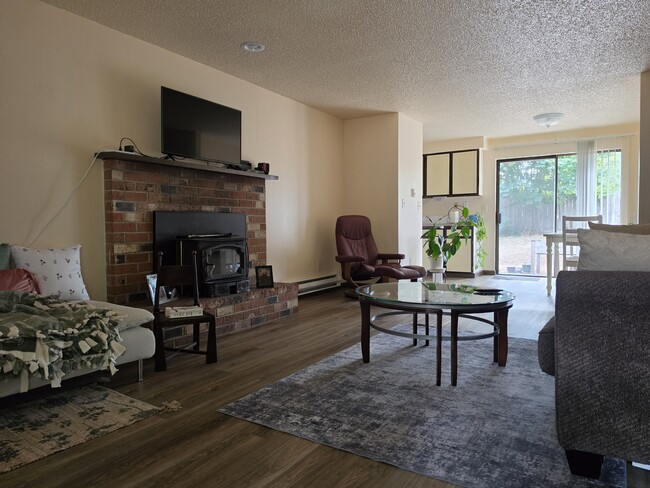 Photo - 9029 Boulder Ln SE