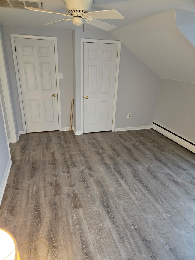 Sala de estar - 3929 Township Line Rd Unidad C-SecondFloor