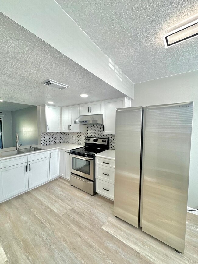 Photo - 16565 Brigadoon Dr