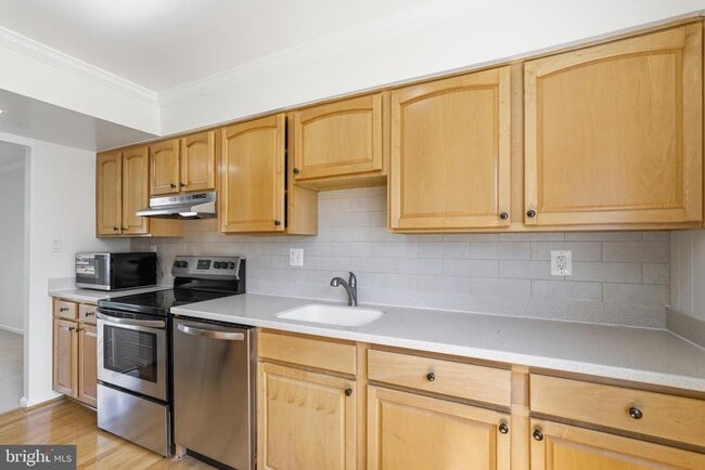Photo - 6002 Mardale Ln