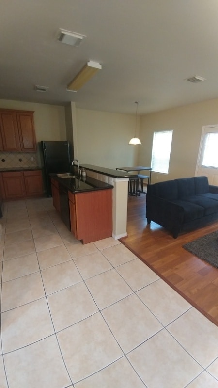 Photo - 3512 Canfield St