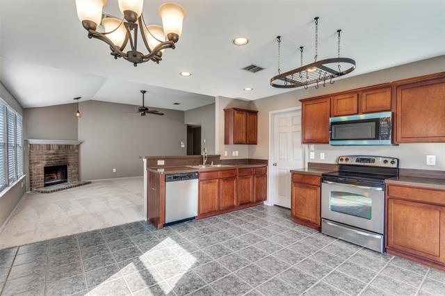 Photo - 1313 Oak Hollow Ln