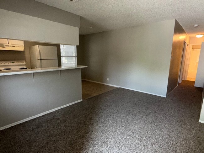 Photo - 3435 Gateway Dr