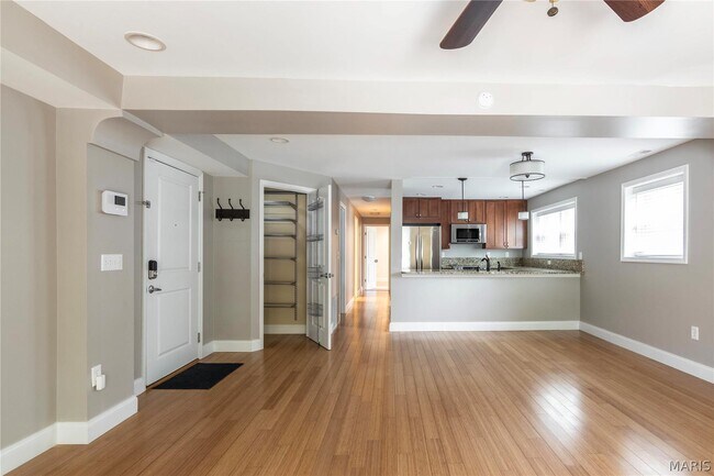 610 Huntbridge Forest Dr Unit 2