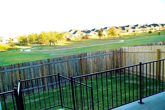 Building Photo - 13207 Swift Wind Dr