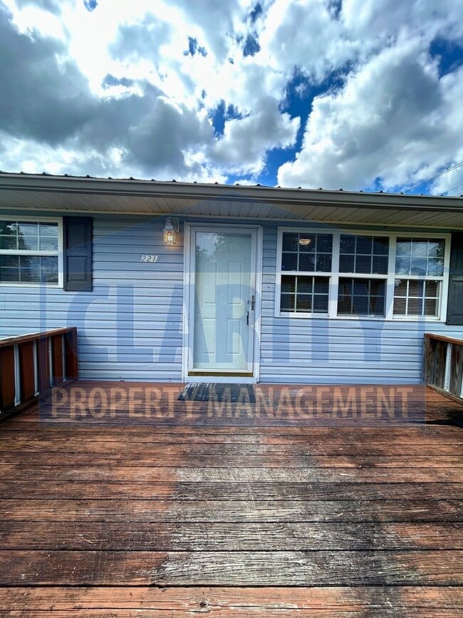 Photo - ***221B Hughes Ave NW