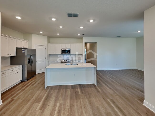 Photo - 3735 Ctr Cv Ln