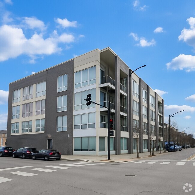 Building Photo - 5 N Oakley Blvd Unit 202 Rental