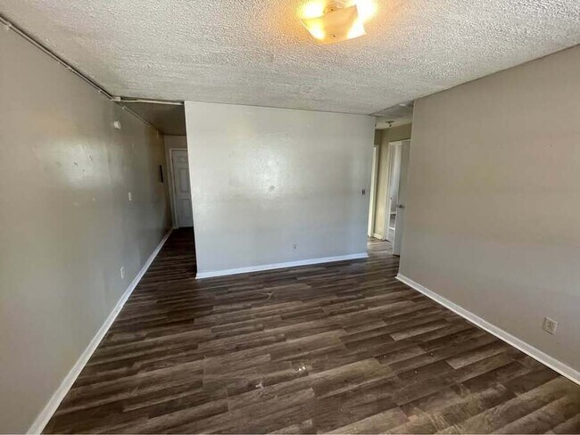 Photo - 1624 W 36th St