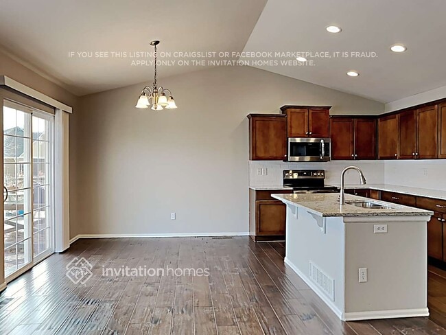 Photo - 8023 Silver Birch Dr